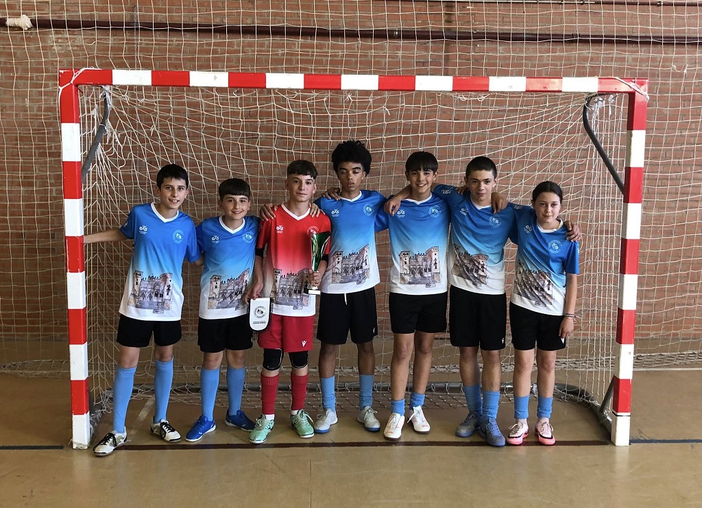 La categoría infantil consigue el ascenso a primera división infantil JUDEX (2025) 1